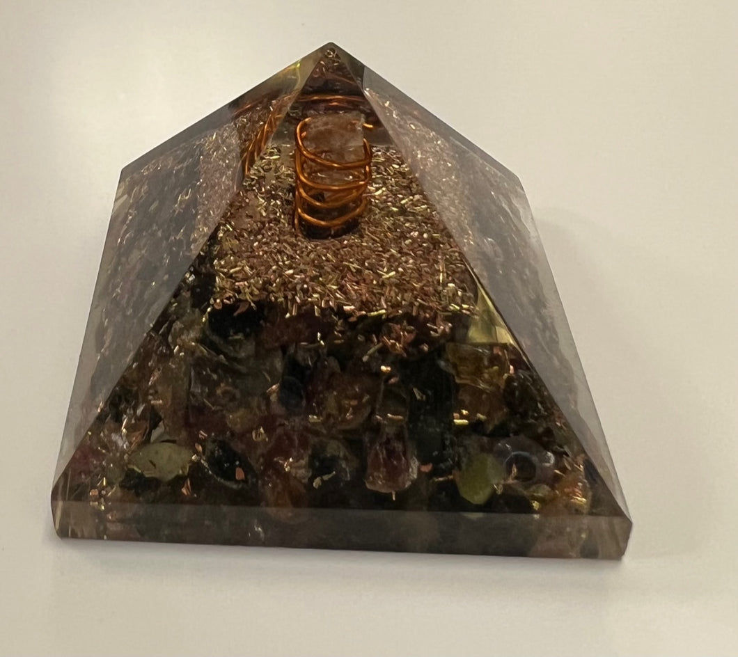 69025 Orgone Piramid