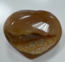 Load image into Gallery viewer, 69029 Agate Heart Stone